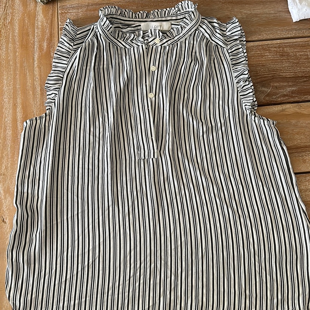 Ann Taylor loft tank